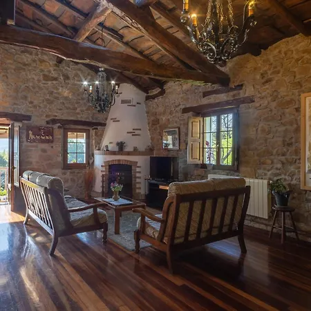 Fuenternilla Kır Evi